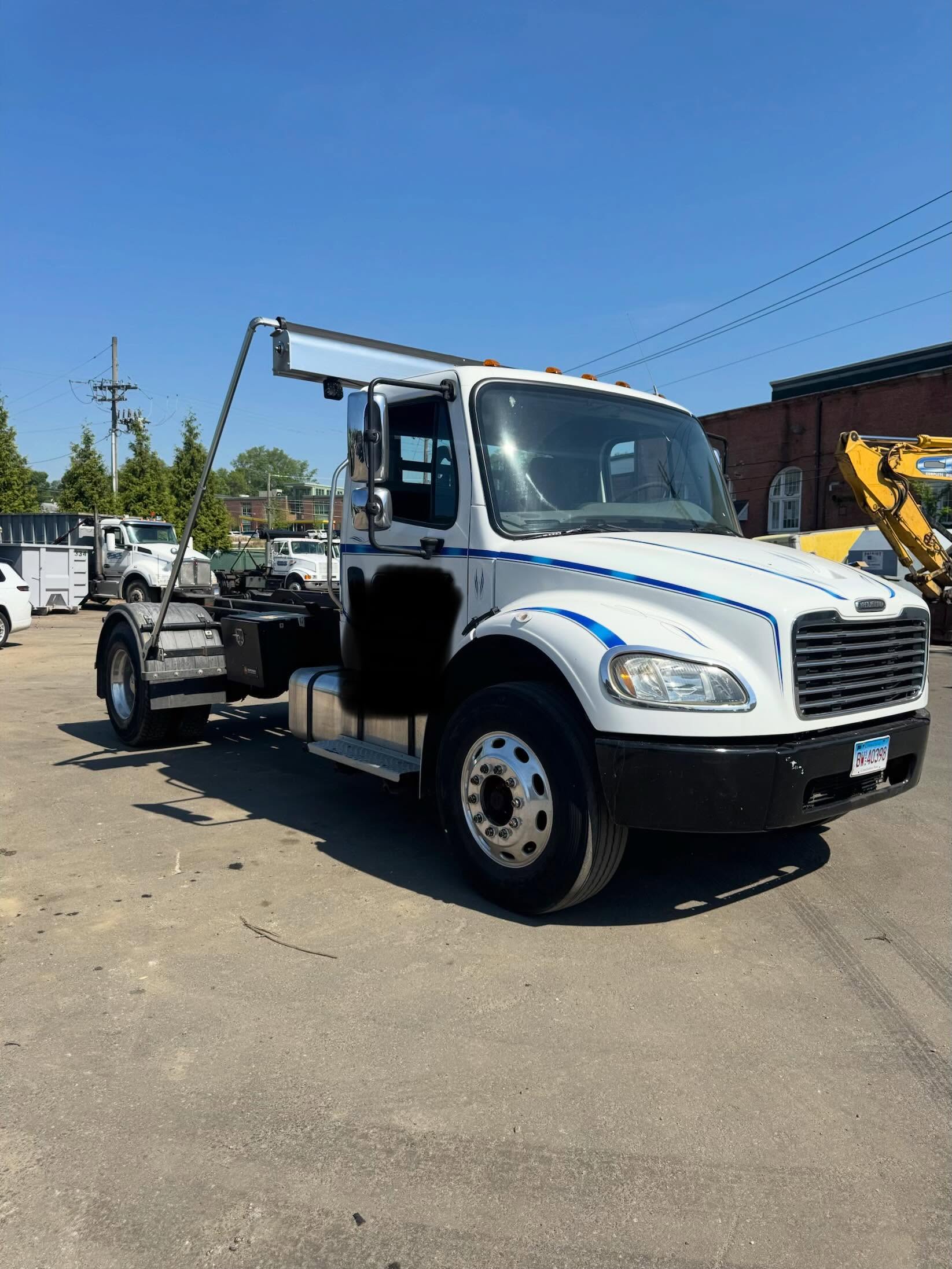 2007 Freightliner M2 Hooklift