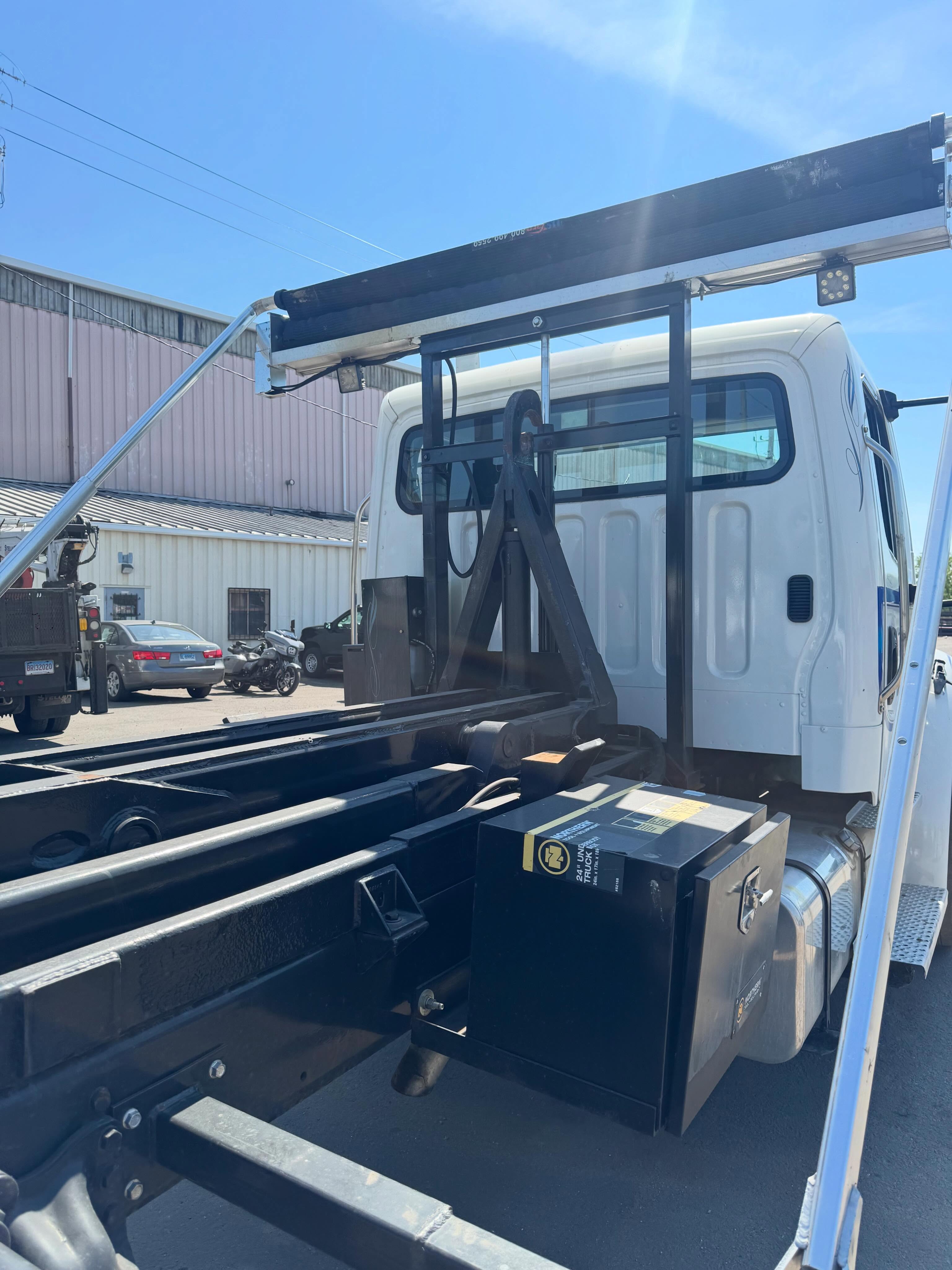 2007 Freightliner M2 Hooklift image 5