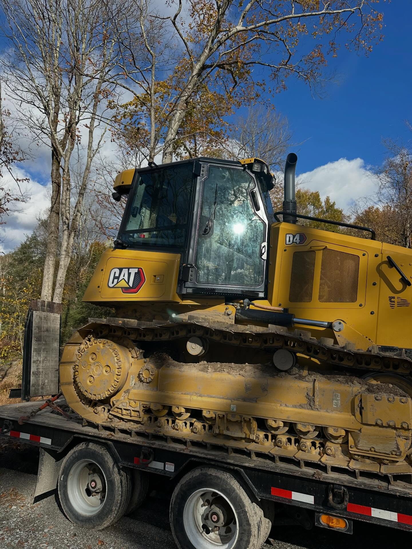 2024 CAT D4 XL image 2