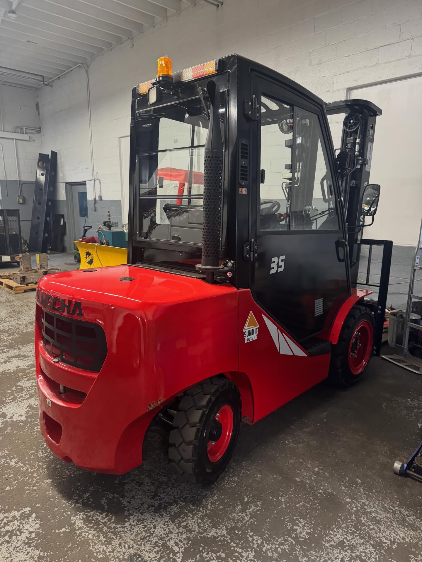 2023 Hangcha FD35 Forklift image 2