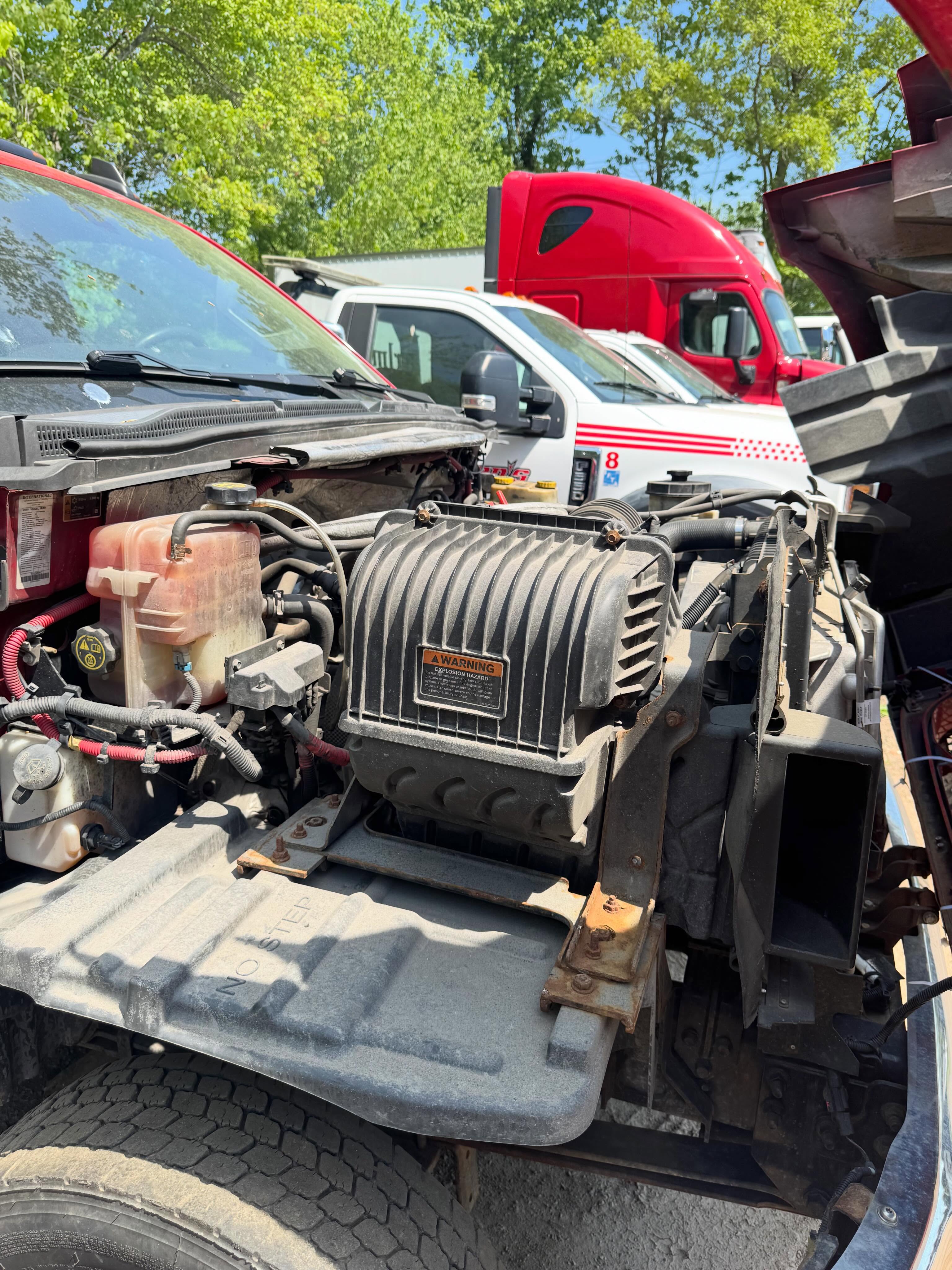 2019 International CV Tow Truck image 8